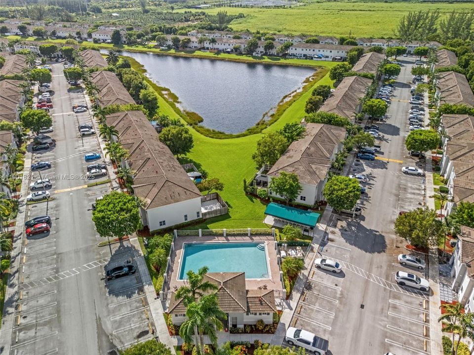 For Sale: $278,000 (3 beds, 2 baths, 1509 Square Feet)