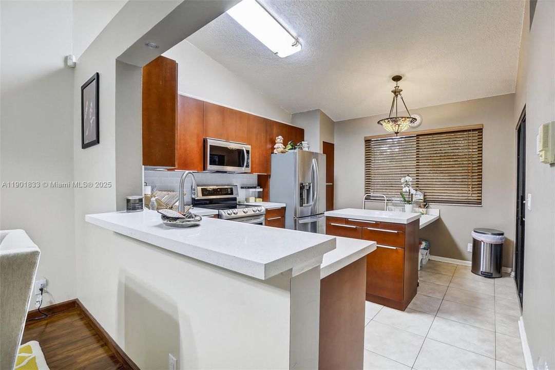 For Sale: $399,987 (3 beds, 2 baths, 1760 Square Feet)