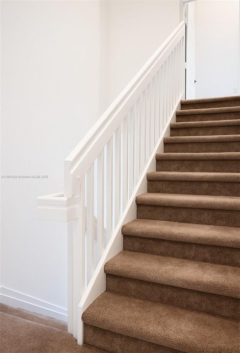 For Rent: $2,500 (3 beds, 2 baths, 1483 Square Feet)