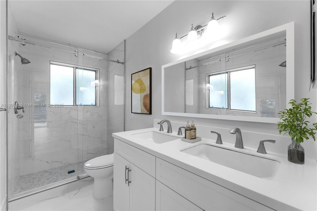 Active With Contract: $545,000 (3 beds, 2 baths, 1281 Square Feet)