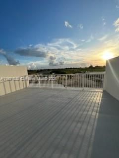 For Sale: $414,500 (4 beds, 3 baths, 1398 Square Feet)