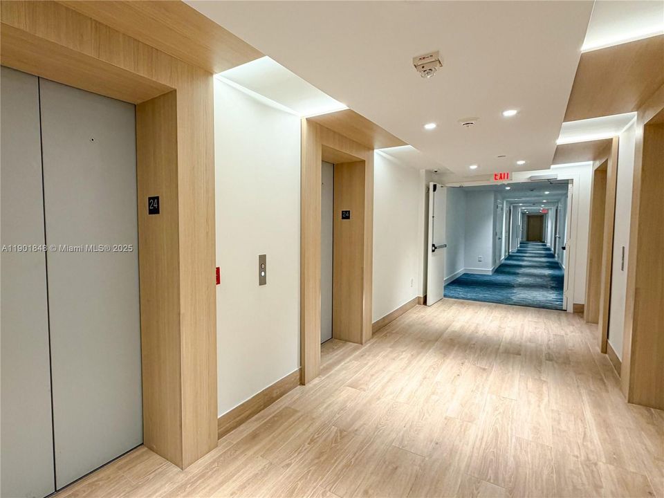 Recently Rented: $3,700 (2 beds, 2 baths, 1093 Square Feet)