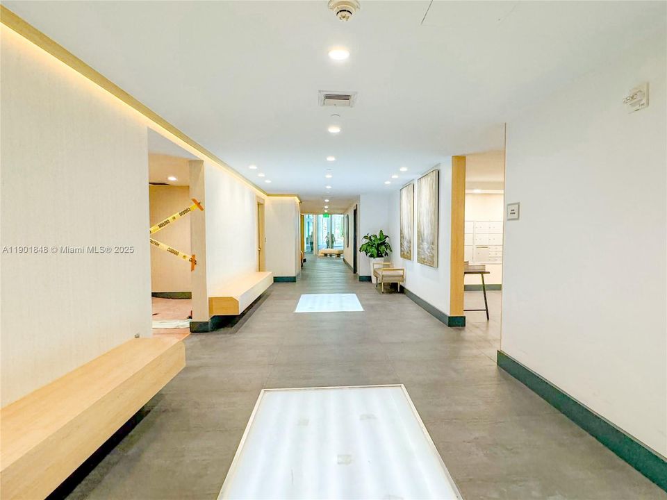 Recently Rented: $3,700 (2 beds, 2 baths, 1093 Square Feet)