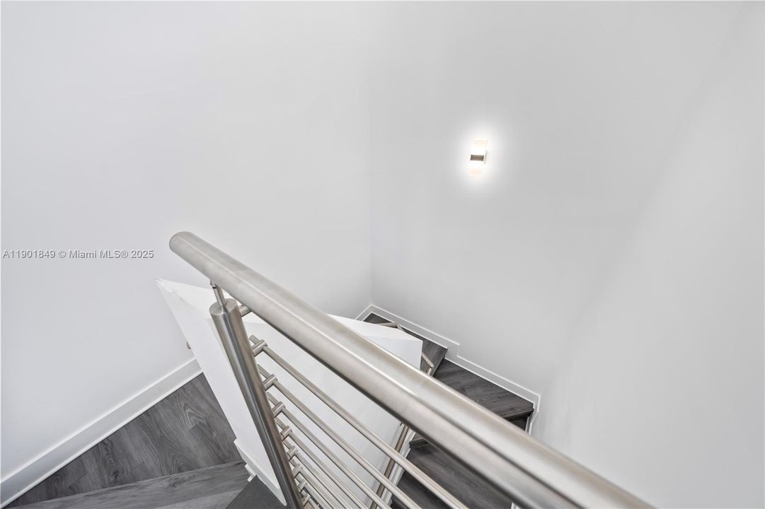 For Sale: $875,000 (4 beds, 3 baths, 2335 Square Feet)