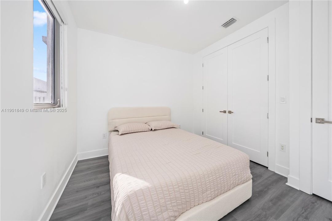 For Sale: $875,000 (4 beds, 3 baths, 2335 Square Feet)