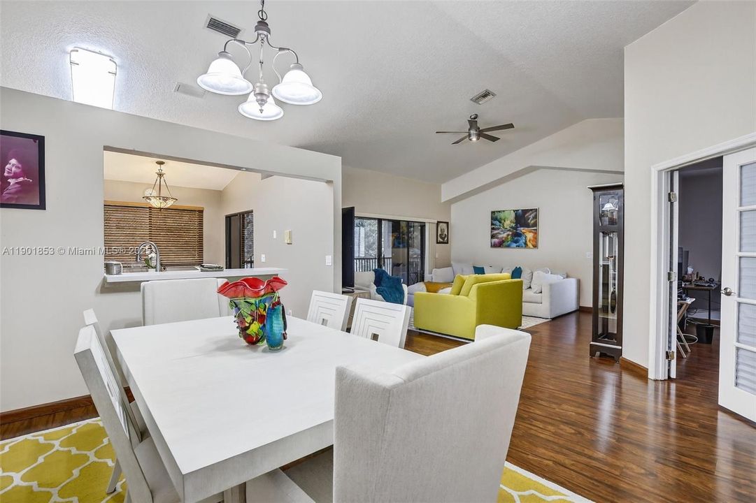 For Rent: $3,300 (3 beds, 2 baths, 1760 Square Feet)