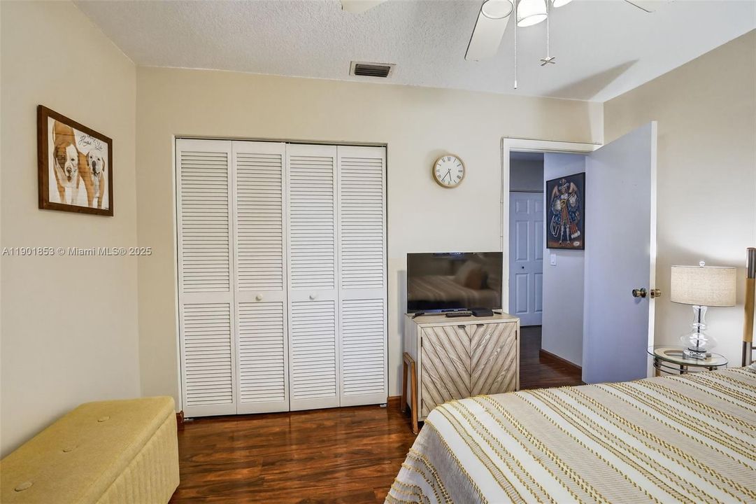 For Rent: $3,300 (3 beds, 2 baths, 1760 Square Feet)