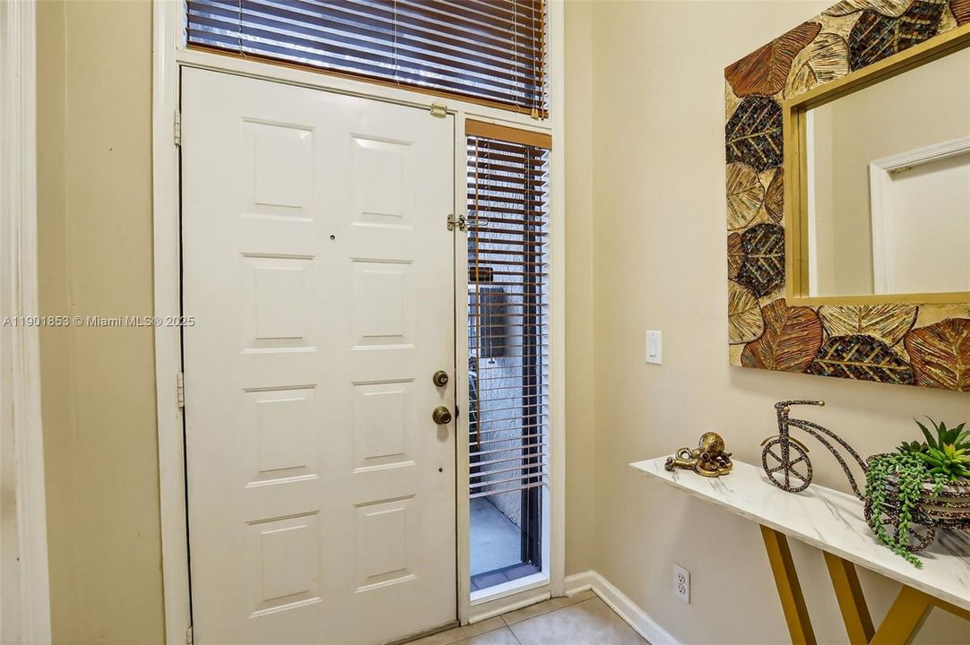 For Rent: $3,300 (3 beds, 2 baths, 1760 Square Feet)