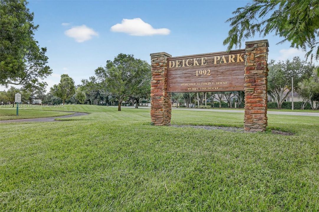 For Rent: $3,300 (3 beds, 2 baths, 1760 Square Feet)