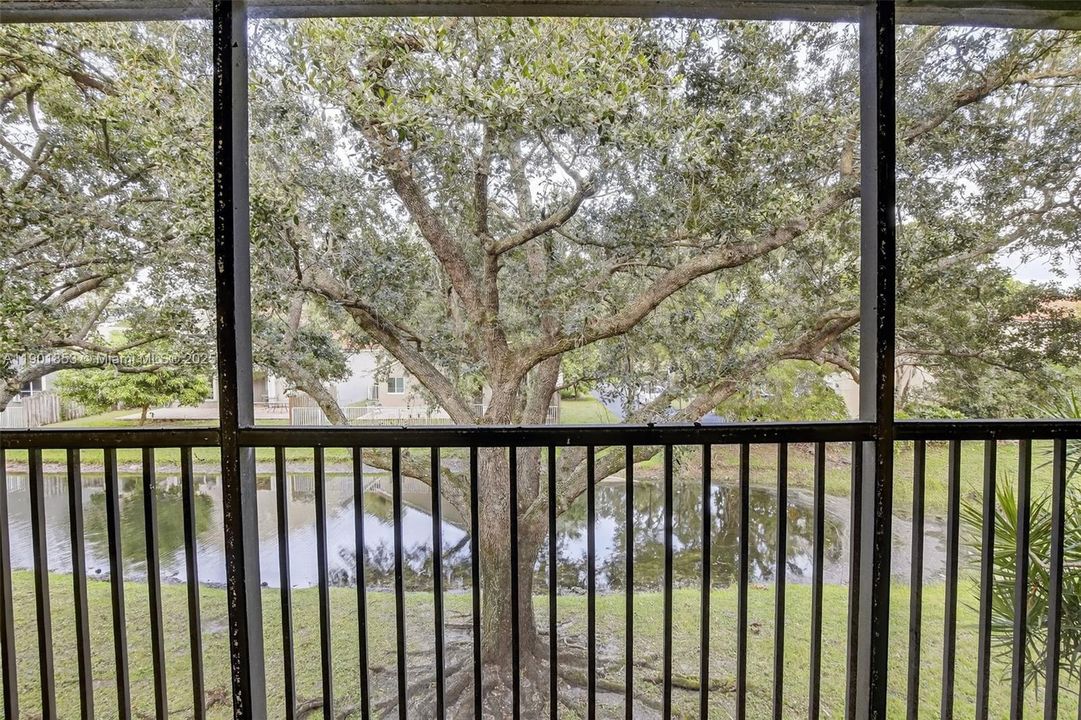 For Rent: $3,300 (3 beds, 2 baths, 1760 Square Feet)