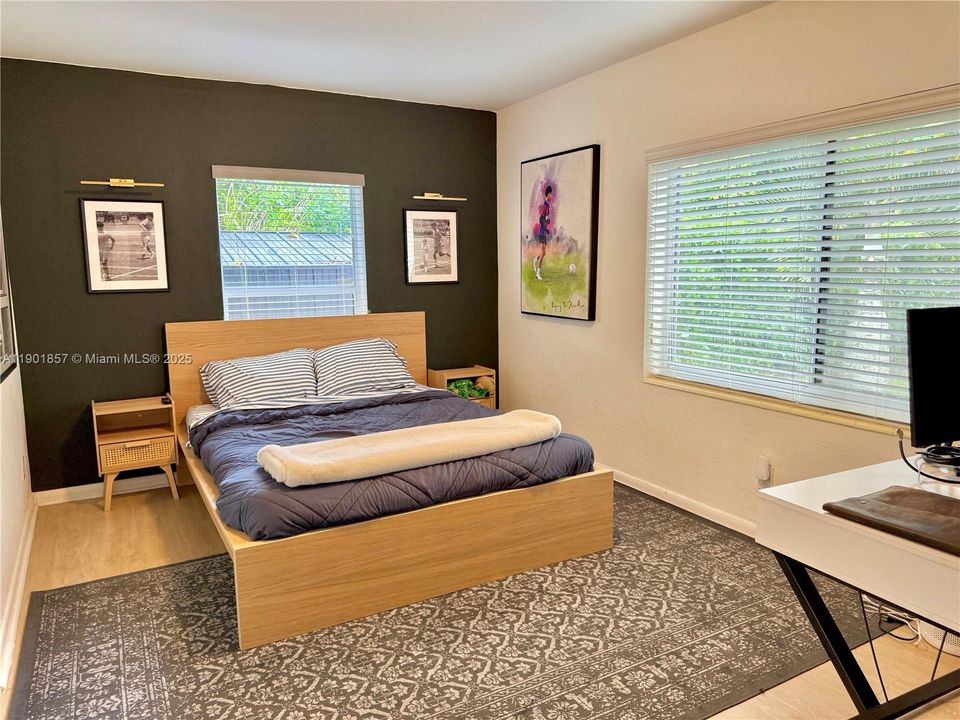 For Sale: $679,000 (3 beds, 2 baths, 1594 Square Feet)