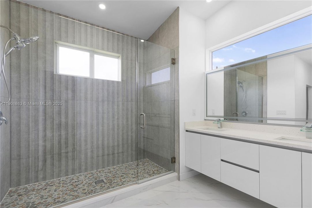 For Sale: $799,900 (4 beds, 3 baths, 2295 Square Feet)