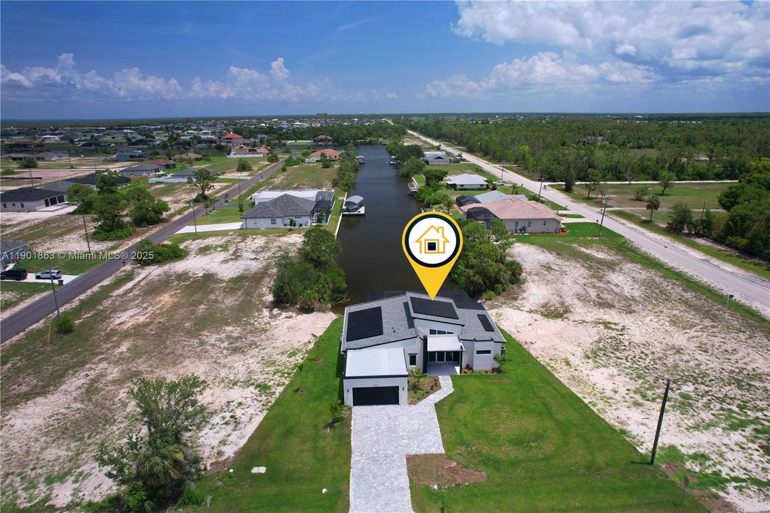 For Sale: $799,900 (4 beds, 3 baths, 2295 Square Feet)