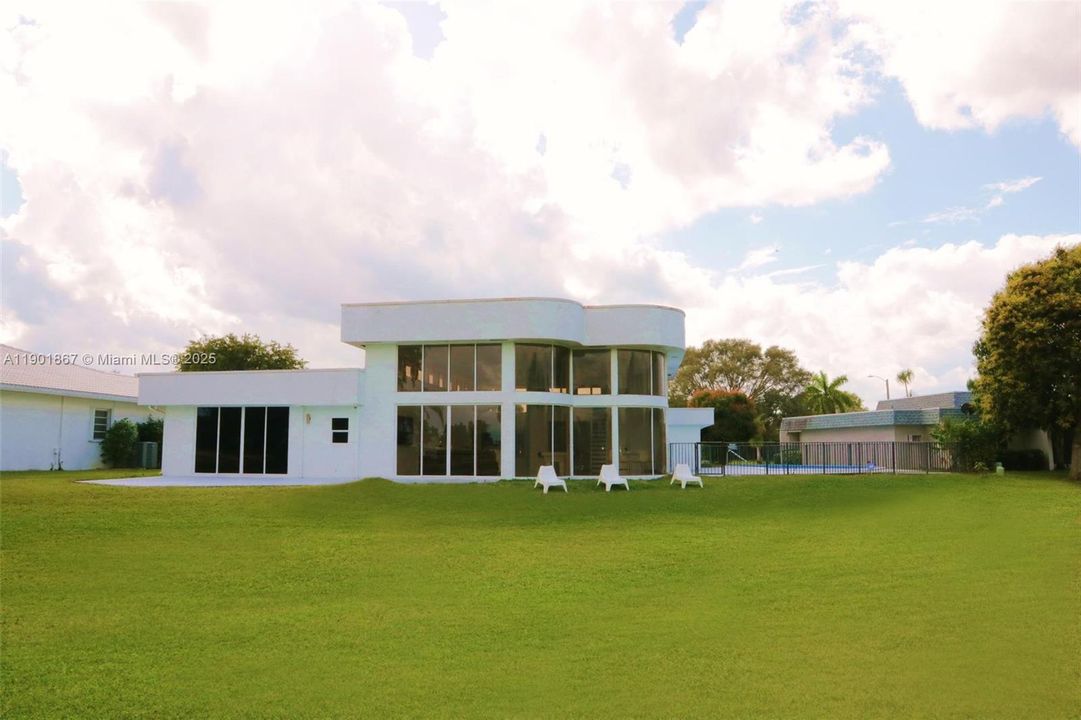 For Rent: $7,000 (4 beds, 3 baths, 4209 Square Feet)