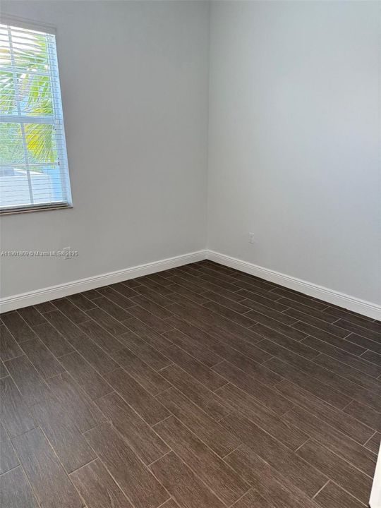 For Rent: $8,500 (3 beds, 2 baths, 2046 Square Feet)