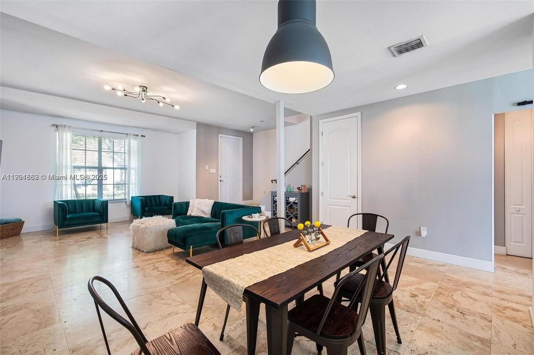 For Rent: $8,500 (3 beds, 2 baths, 2046 Square Feet)