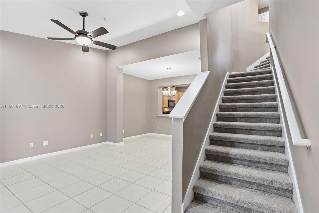 待售: $339,990 (3 贝兹, 2 浴室, 1686 平方英尺)