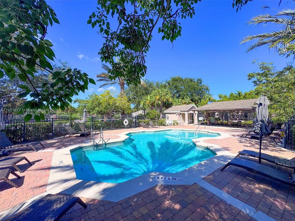 待售: $339,990 (3 贝兹, 2 浴室, 1686 平方英尺)