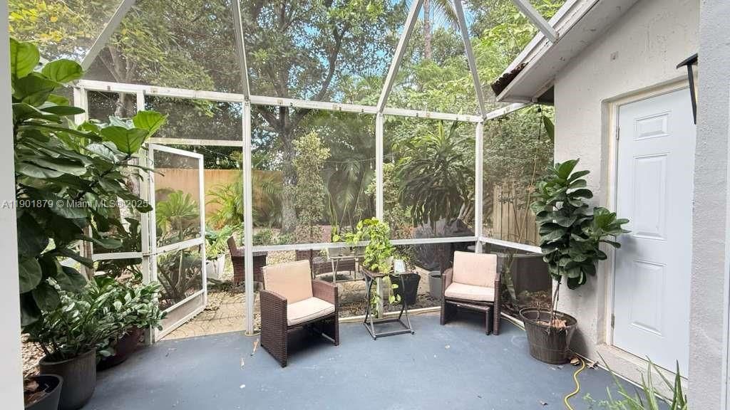 Recently Rented: $2,999 (3 beds, 2 baths, 1386 Square Feet)