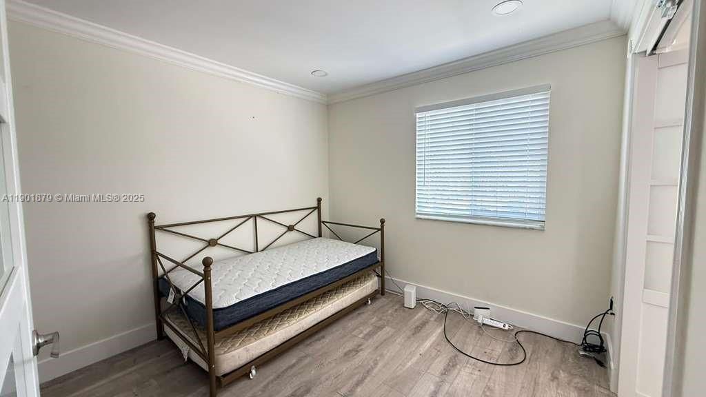 Recently Rented: $2,999 (3 beds, 2 baths, 1386 Square Feet)