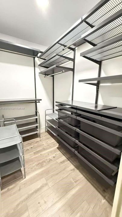 Recently Rented: $2,999 (3 beds, 2 baths, 1386 Square Feet)