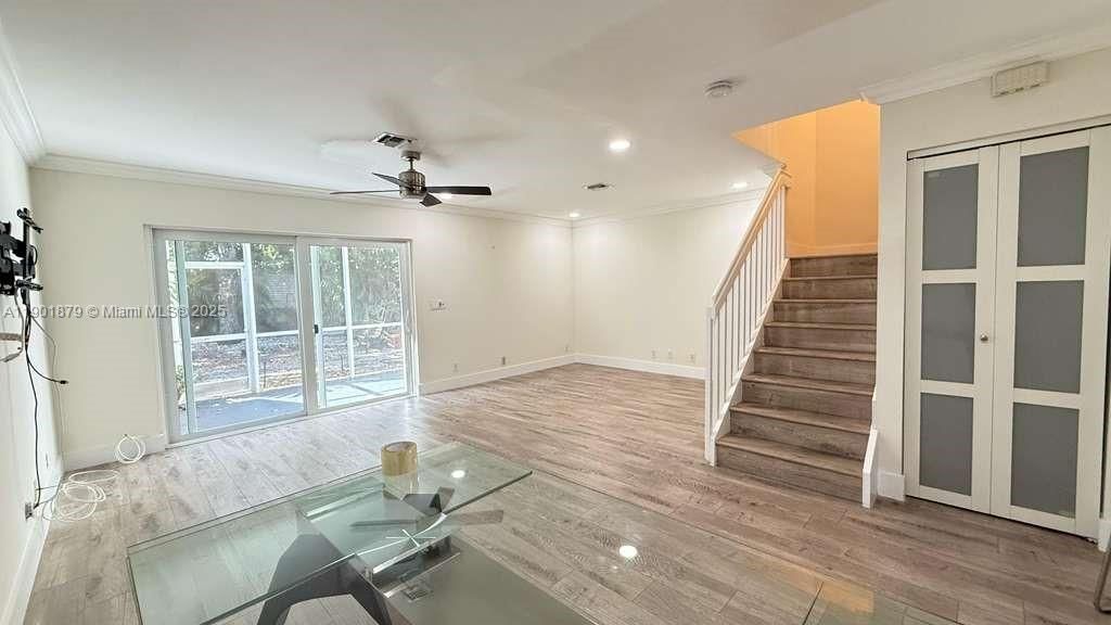 Recently Rented: $2,999 (3 beds, 2 baths, 1386 Square Feet)