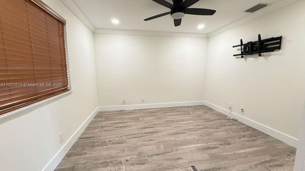 Recently Rented: $2,999 (3 beds, 2 baths, 1386 Square Feet)