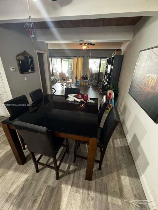 For Rent: $2,800 (3 beds, 3 baths, 1688 Square Feet)