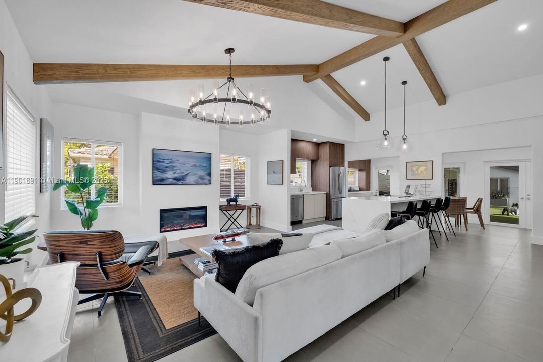 待售: $2,190,000 (3 贝兹, 3 浴室, 1896 平方英尺)