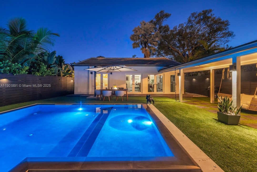 待售: $2,190,000 (3 贝兹, 3 浴室, 1896 平方英尺)