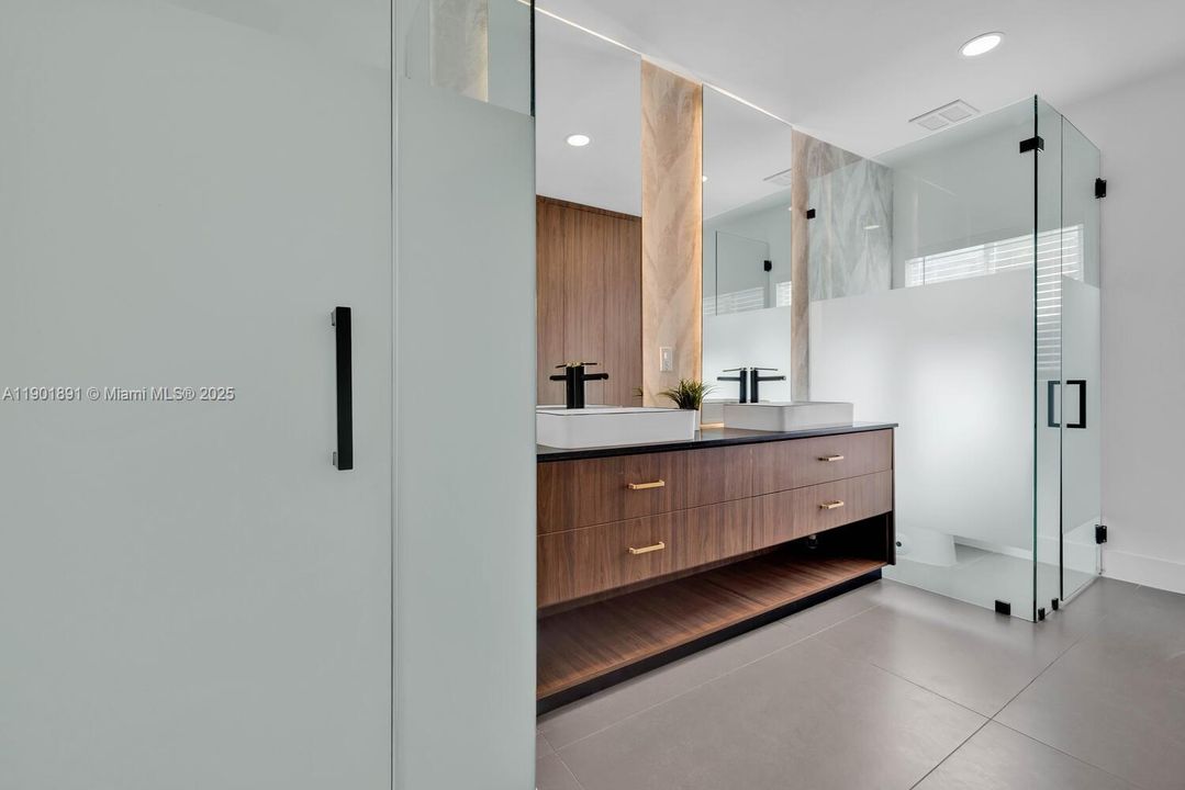 待售: $2,190,000 (3 贝兹, 3 浴室, 1896 平方英尺)