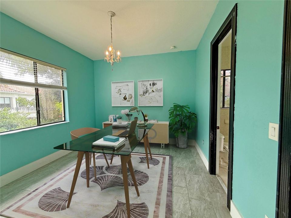 最近售出: $874,900 (5 贝兹, 4 浴室, 3982 平方英尺)