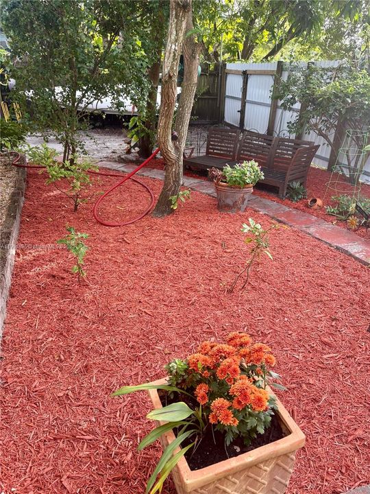 For Sale: $599,000 (3 beds, 2 baths, 2217 Square Feet)