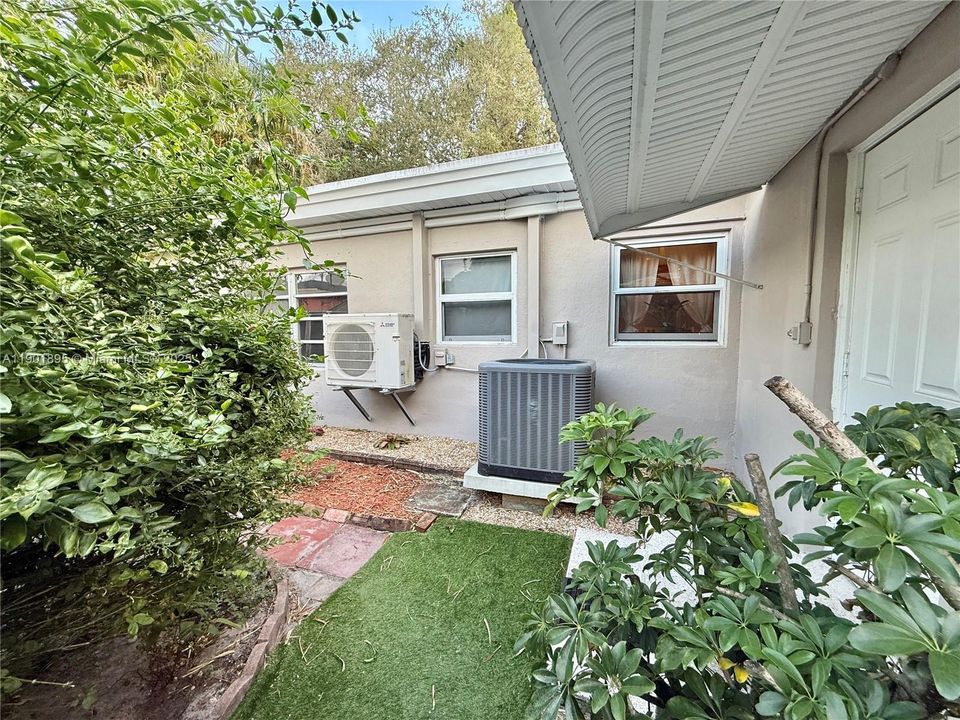 Entrance to one of the bedrooms