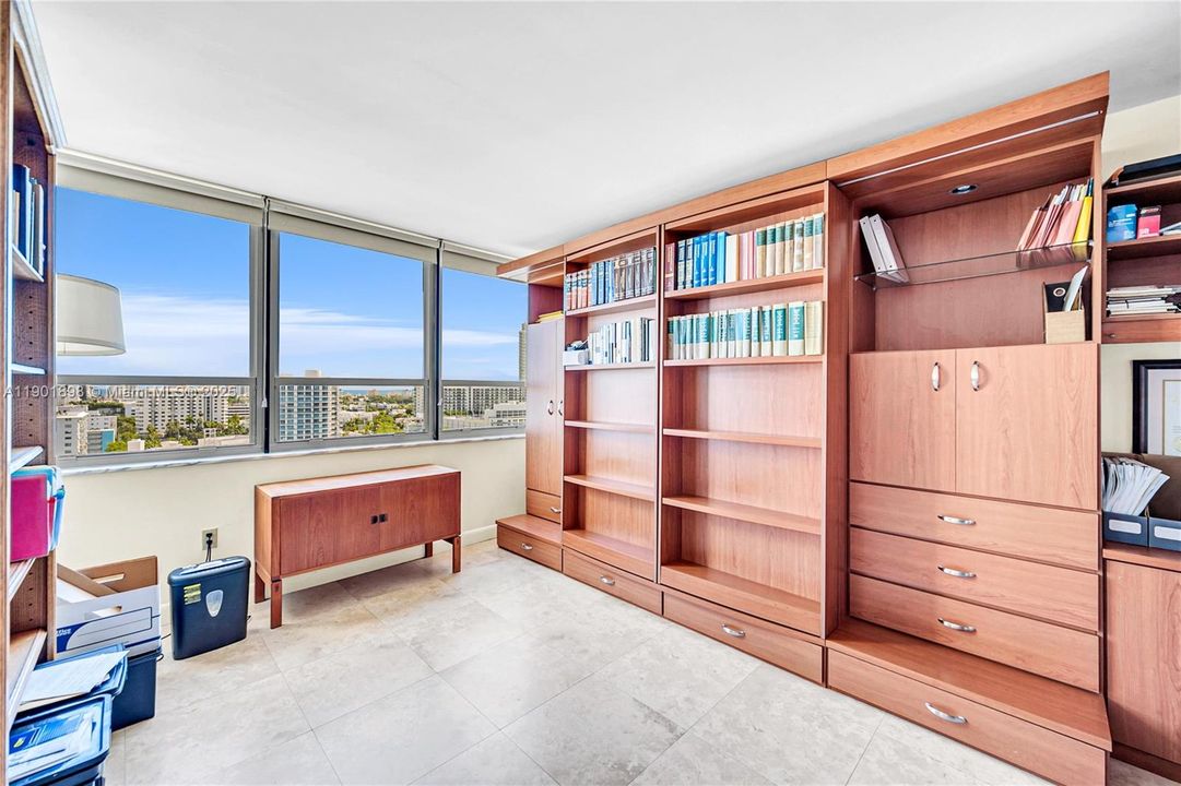 For Rent: $5,600 (2 beds, 2 baths, 1238 Square Feet)