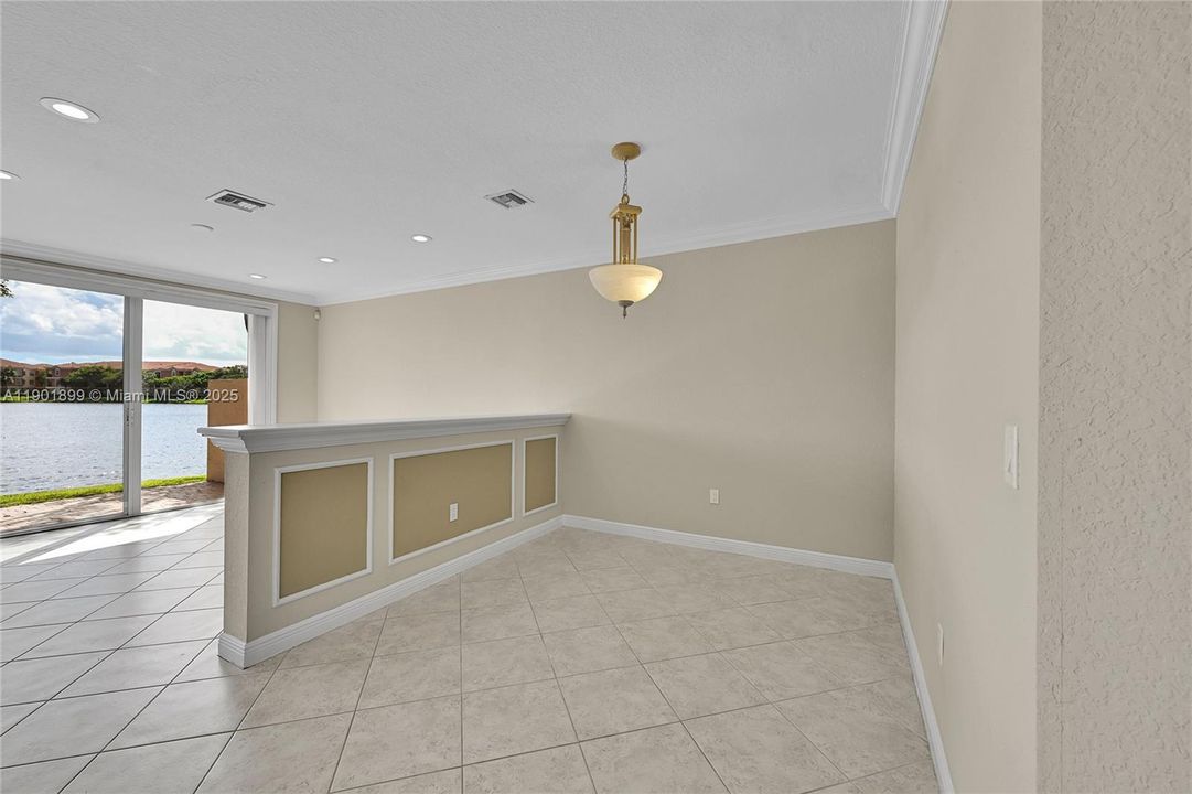 En Venta: $535,000 (3 camas, 2 baños, 2034 Pies cuadrados)