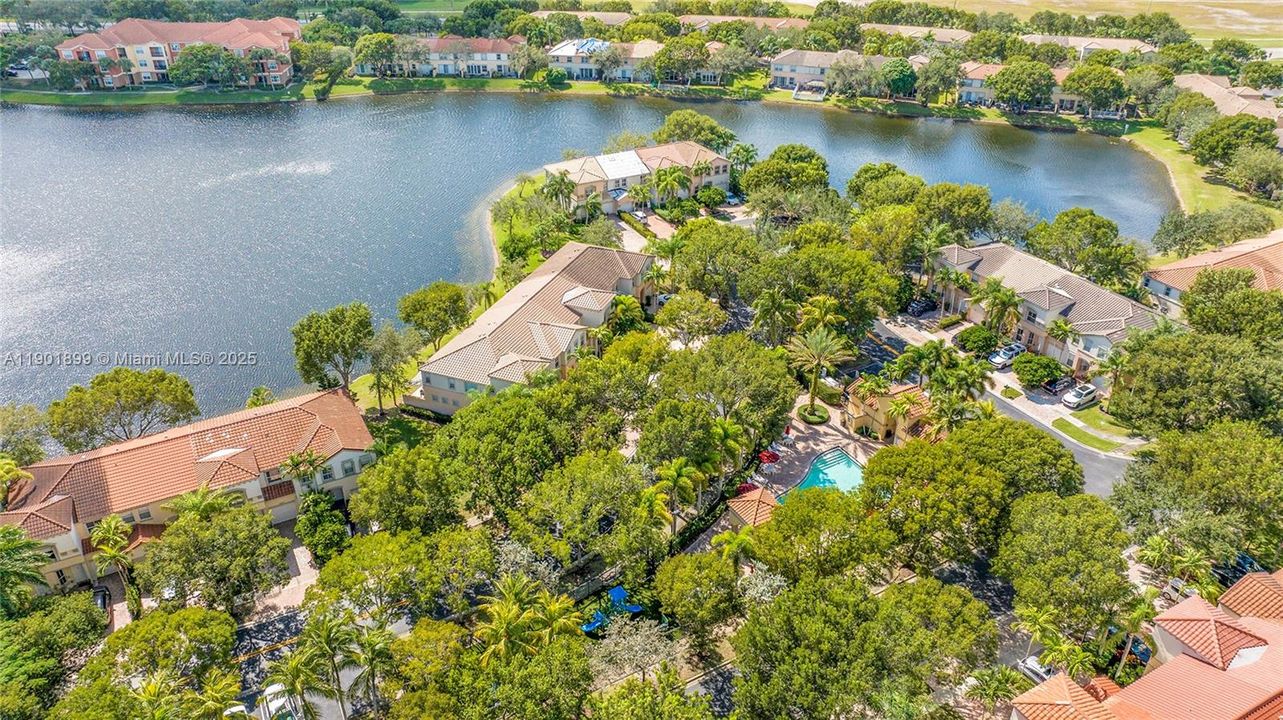 En Venta: $535,000 (3 camas, 2 baños, 2034 Pies cuadrados)