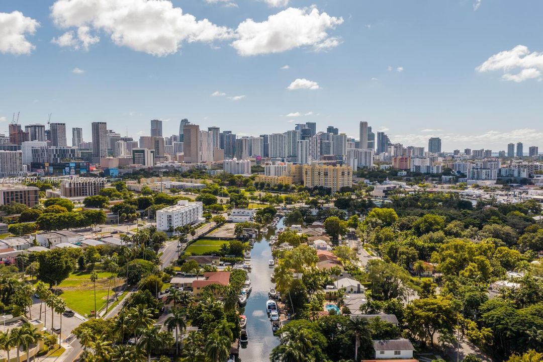 For Rent: $14,000 (3 beds, 3 baths, 1896 Square Feet)