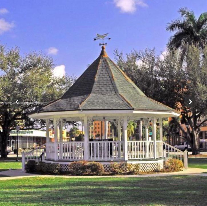 Recently Rented: $1,500 (1 beds, 1 baths, 500 Square Feet)