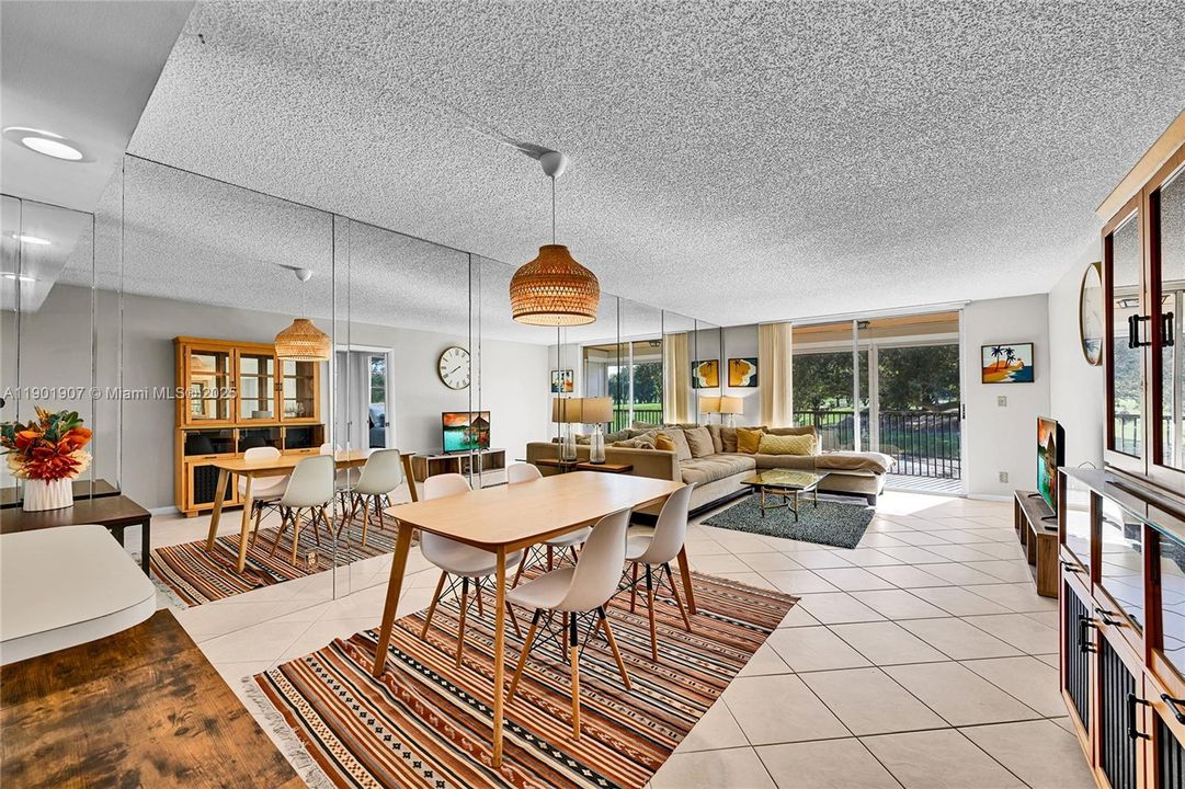 For Rent: $2,150 (2 beds, 2 baths, 1140 Square Feet)