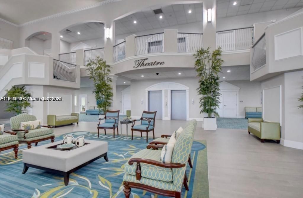 Под контрактом: $1,500 (2 спален, 2 ванн, 920 Квадратных фут)