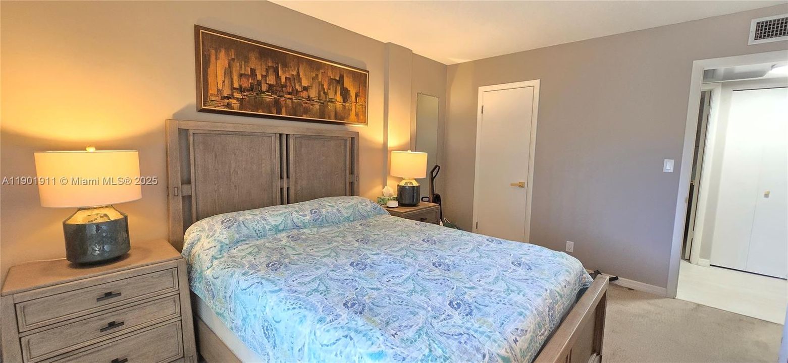 For Sale: $76,900 (1 beds, 1 baths, 744 Square Feet)