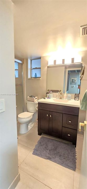 For Sale: $76,900 (1 beds, 1 baths, 744 Square Feet)