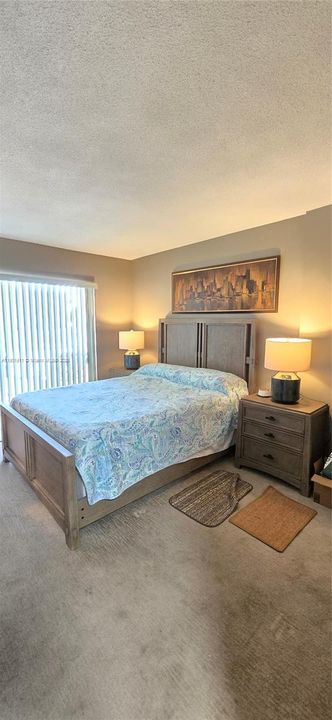 For Sale: $76,900 (1 beds, 1 baths, 744 Square Feet)