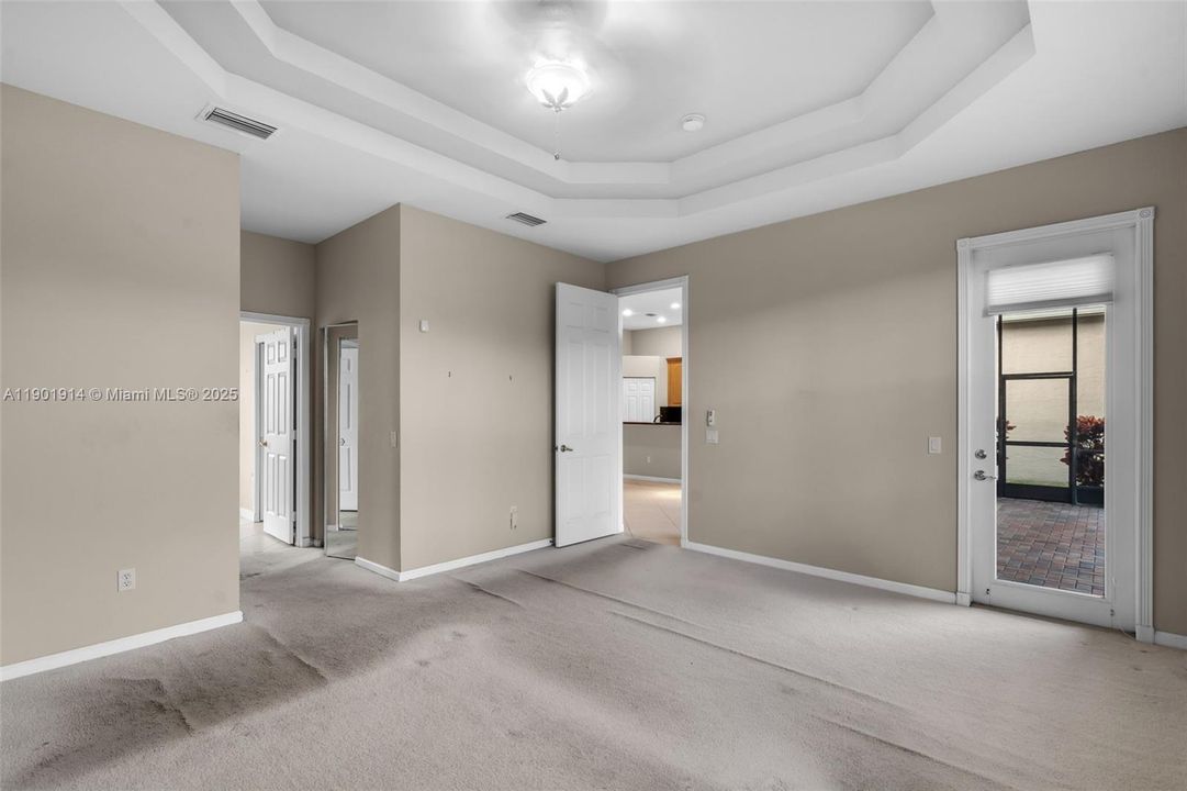 Active With Contract: $605,000 (3 beds, 2 baths, 2223 Square Feet)