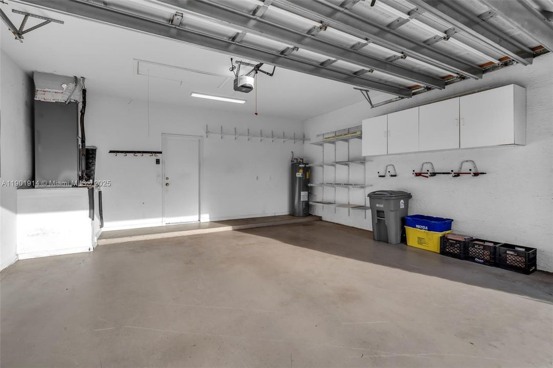 Active With Contract: $605,000 (3 beds, 2 baths, 2223 Square Feet)