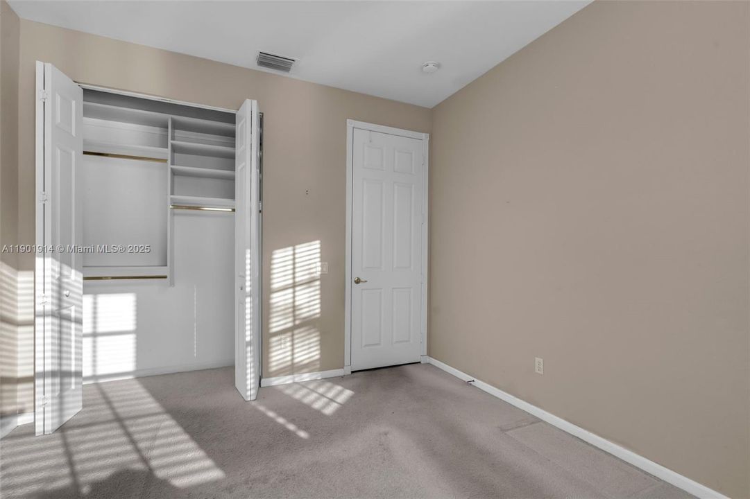 Active With Contract: $605,000 (3 beds, 2 baths, 2223 Square Feet)