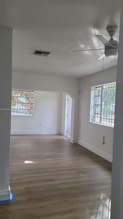 For Sale: $525,000 (4 beds, 2 baths, 1805 Square Feet)