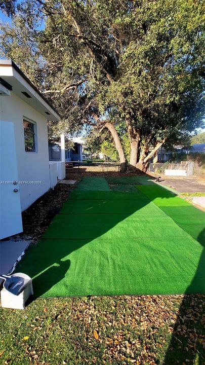 For Sale: $525,000 (4 beds, 2 baths, 1805 Square Feet)