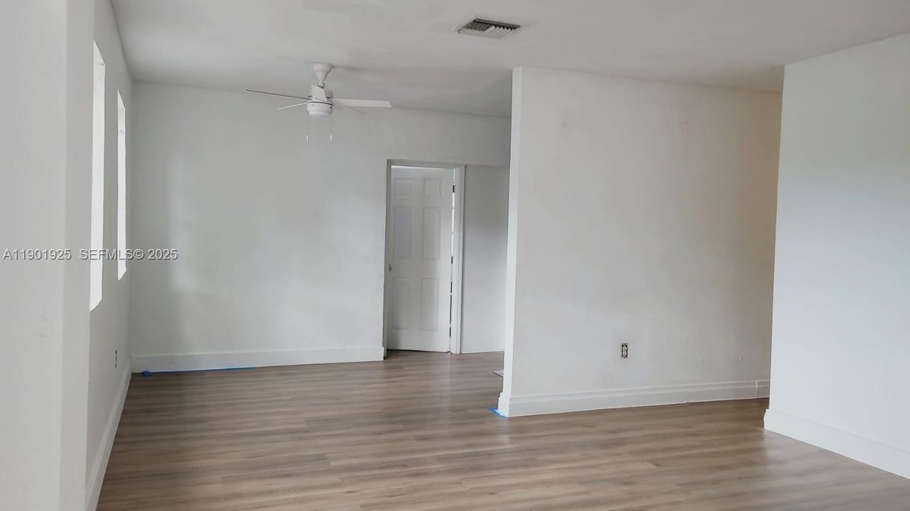 For Sale: $525,000 (4 beds, 2 baths, 1805 Square Feet)